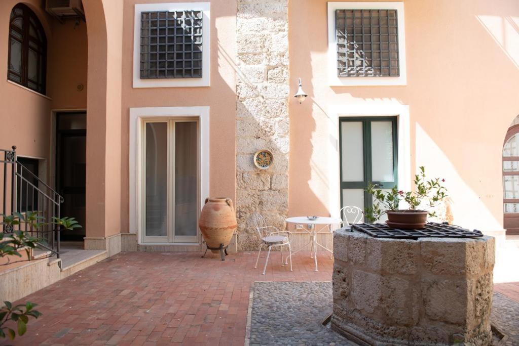 Palazzo Bella Bed & Breakfast Campobello di Licata Ngoại thất bức ảnh